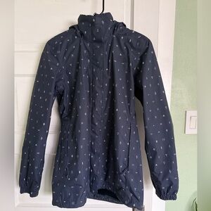 The North Face Women’s Small Navy Raincoat with Pattern